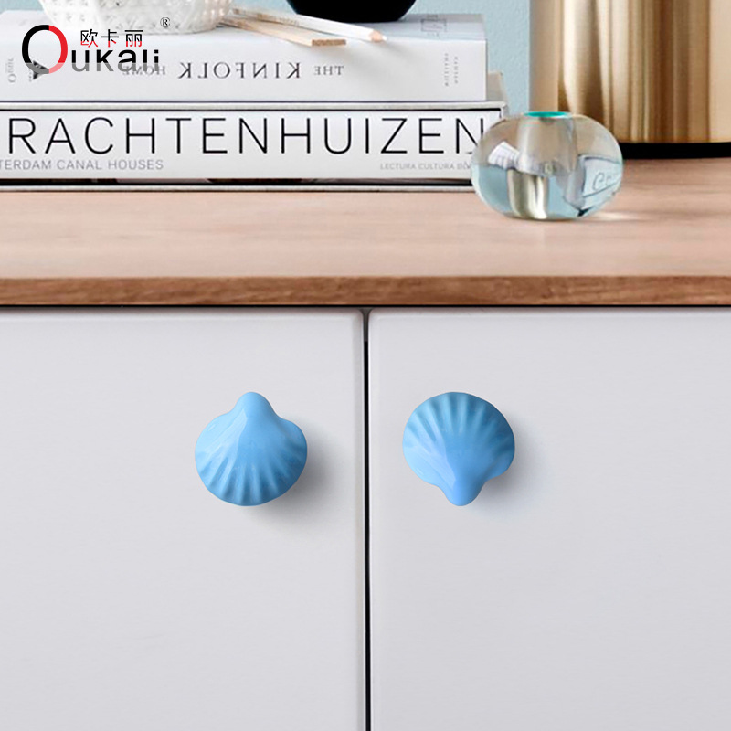 Rode, blauwe en groene kleur k - Furniture Hardware Trading recensie en prijs